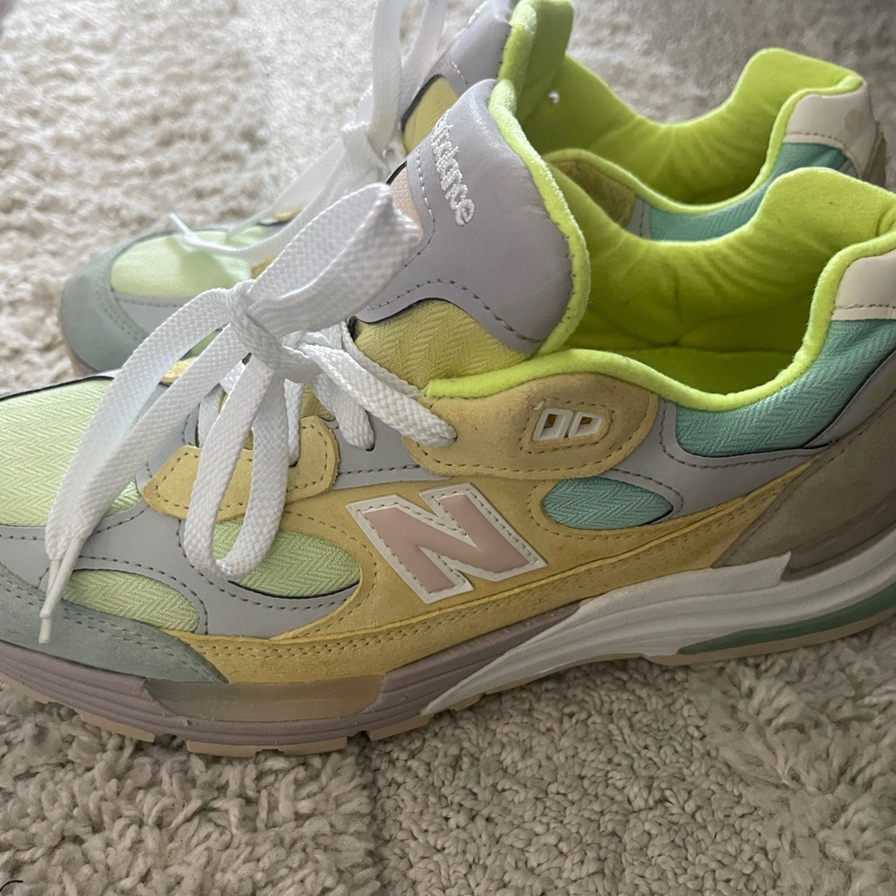 New Balance Lime Green Sneakers